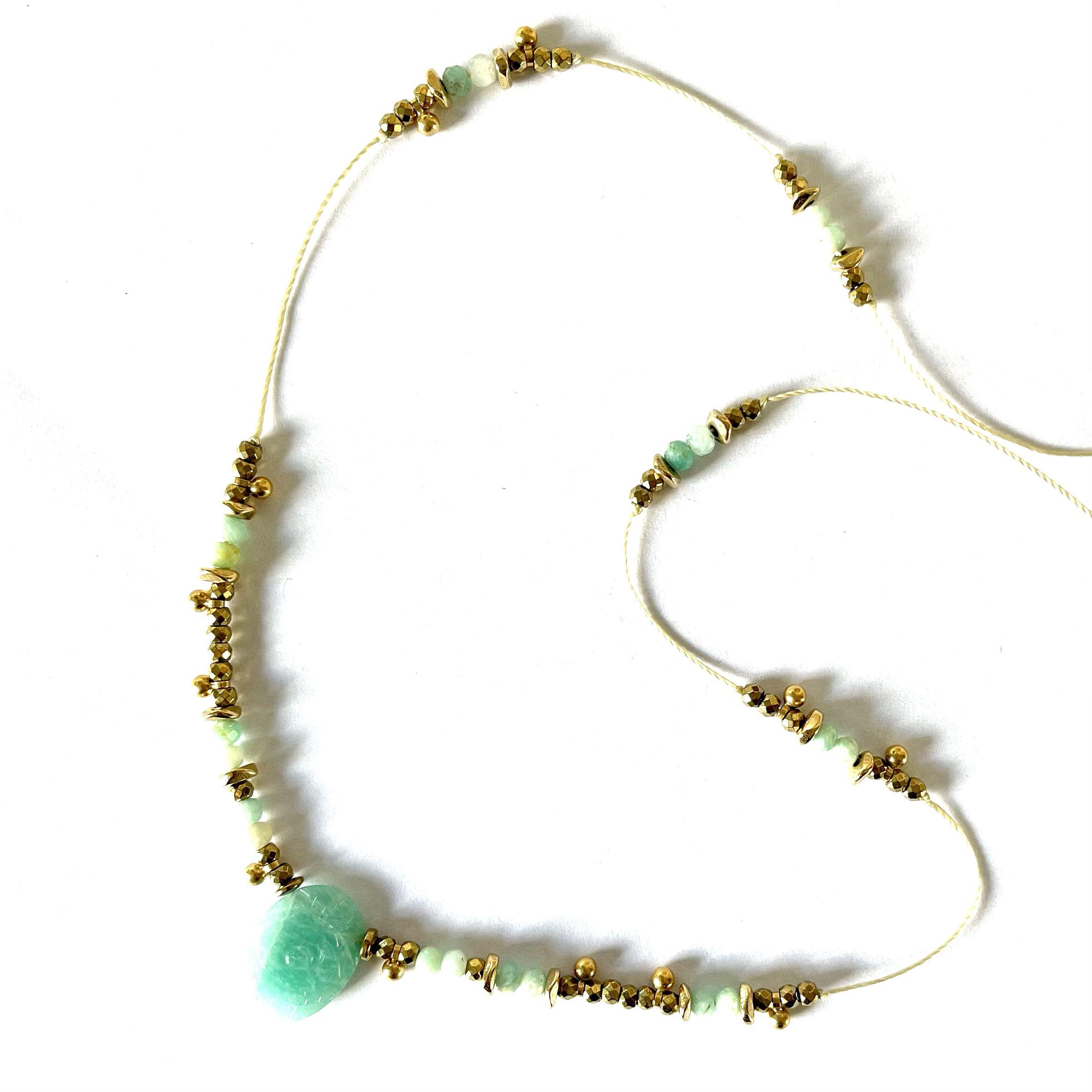 horus sur soie amazonite