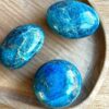 paulettequincaillerie-bijoux-createur-pierres-semi-précieuses-lithotherapie-apatite-pierre-roulee_2 apatite