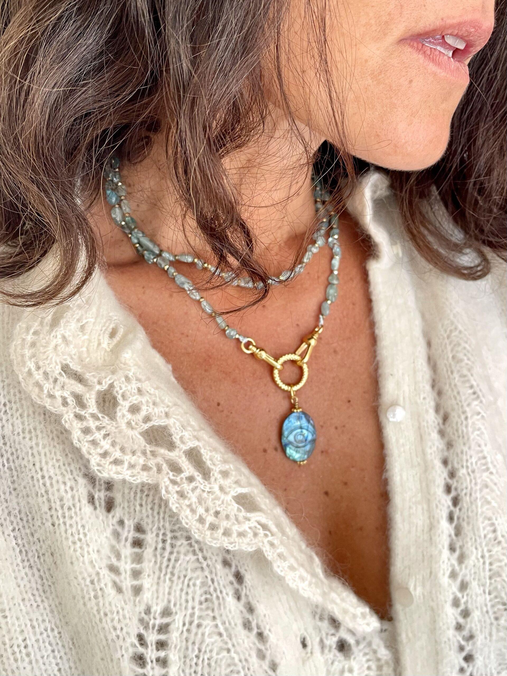 paulettequincaillerie-bijoux-createur-pierres-semi-précieuses-lithotherapie-colliers-sautoirs_24 SAUTOIR LAKSHMI APATITE