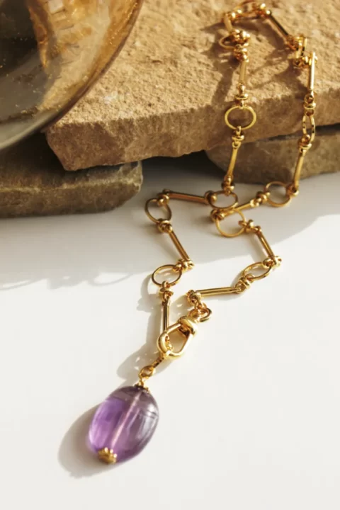 collier mamounia scarabée amethyste
